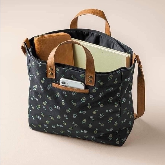 thirtyone Bags Thirty One Step Up Totebagpursehandbag Beautiful